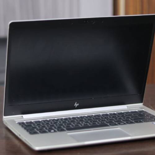 لپ تاپ اچ پی مدل HP 840-G5 - i5(8350U)-8GB-256GB-INT (استوک)